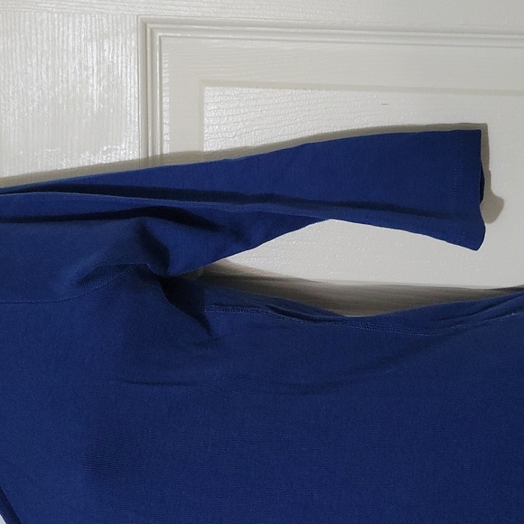 Girls blue Segments Top # 108 - Picture 5 of 11